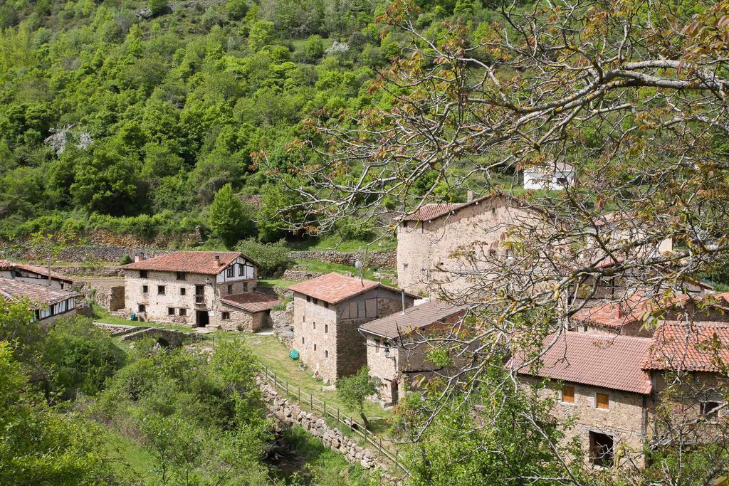 Posada De Urreci Aldeanueva de Cameros Exterior photo